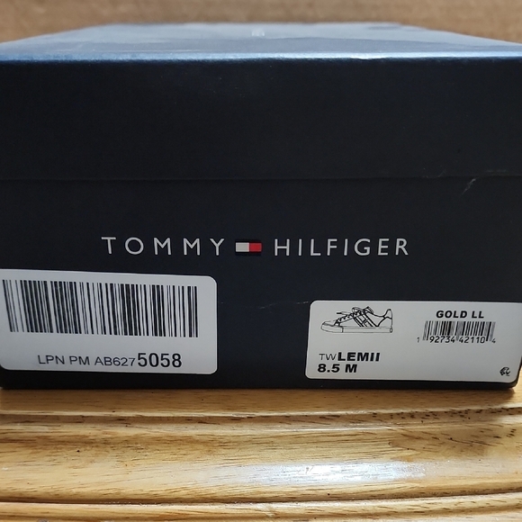 Tommy Hilfiger White Sneakers with Gold Glitter Panels - Picture 2 of 4